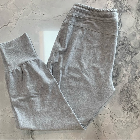 Patagonia joggers - Picture 5 of 9